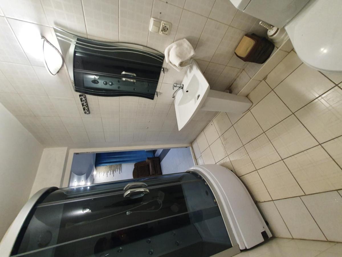 Studio Bucuresti Chişinǎu Kamer foto
