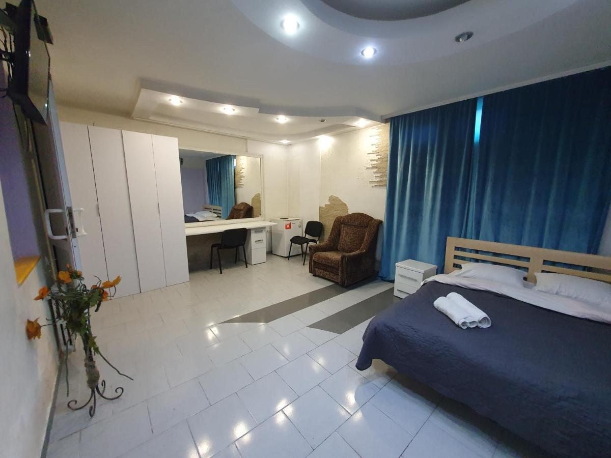 Studio Bucuresti Chişinǎu Buitenkant foto